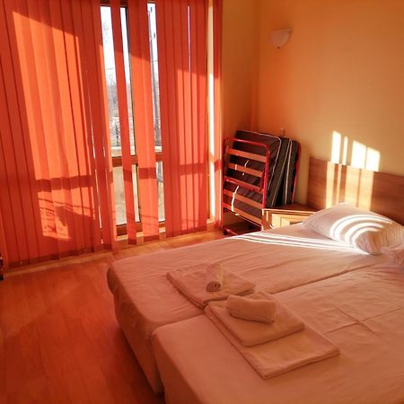 Villa B&B Varna Exterior photo